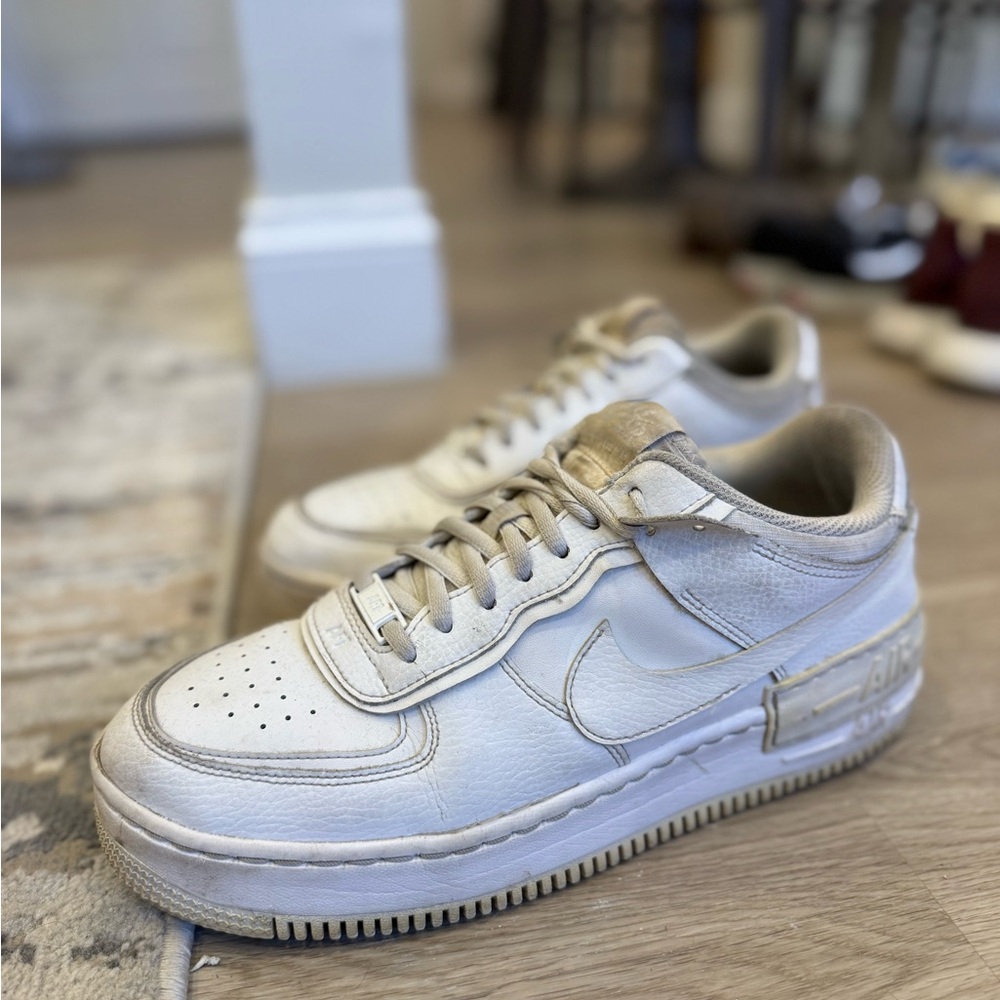 Nike Cream and Tan Sneakers